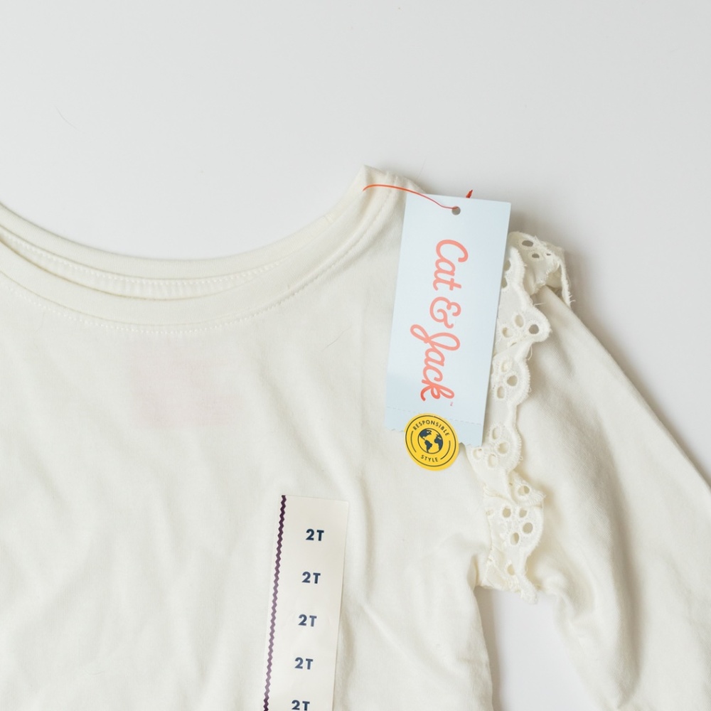 NWT Cat & Jack Ruffle Top Size 2T - Picture 3 of 7